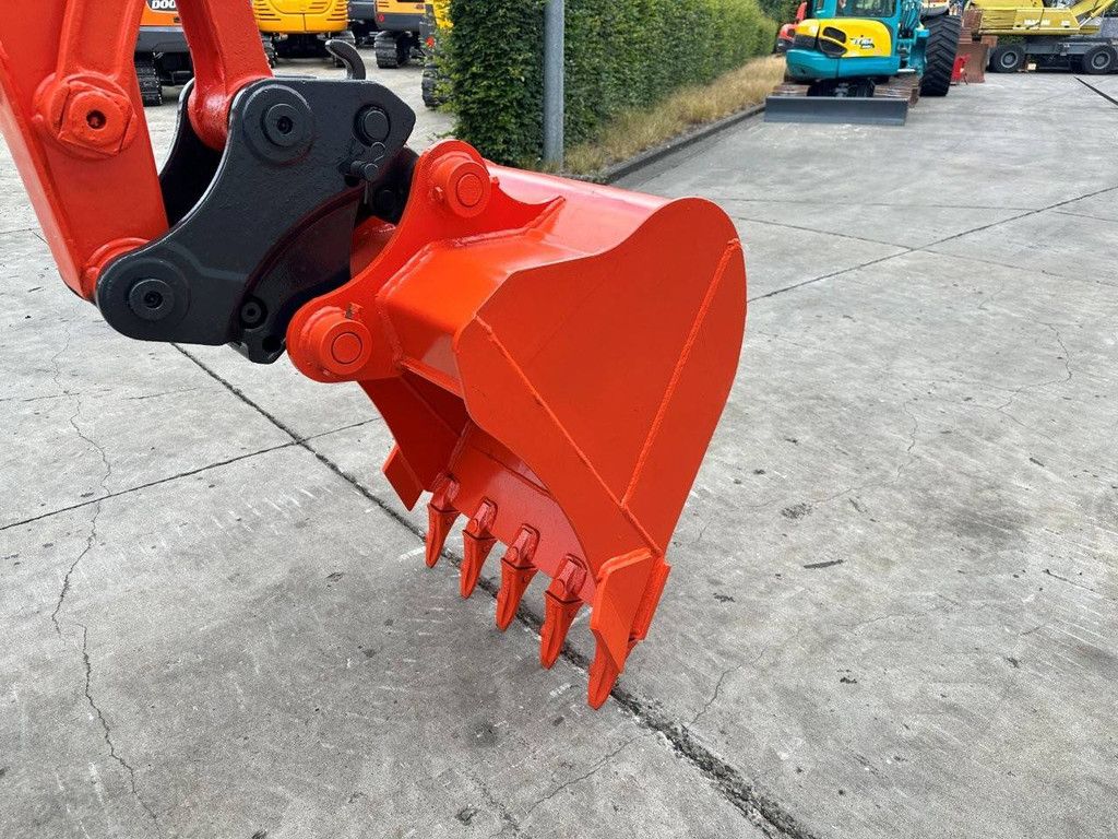 Midi excavator Kubota KX161-3SZ Diesel 2012