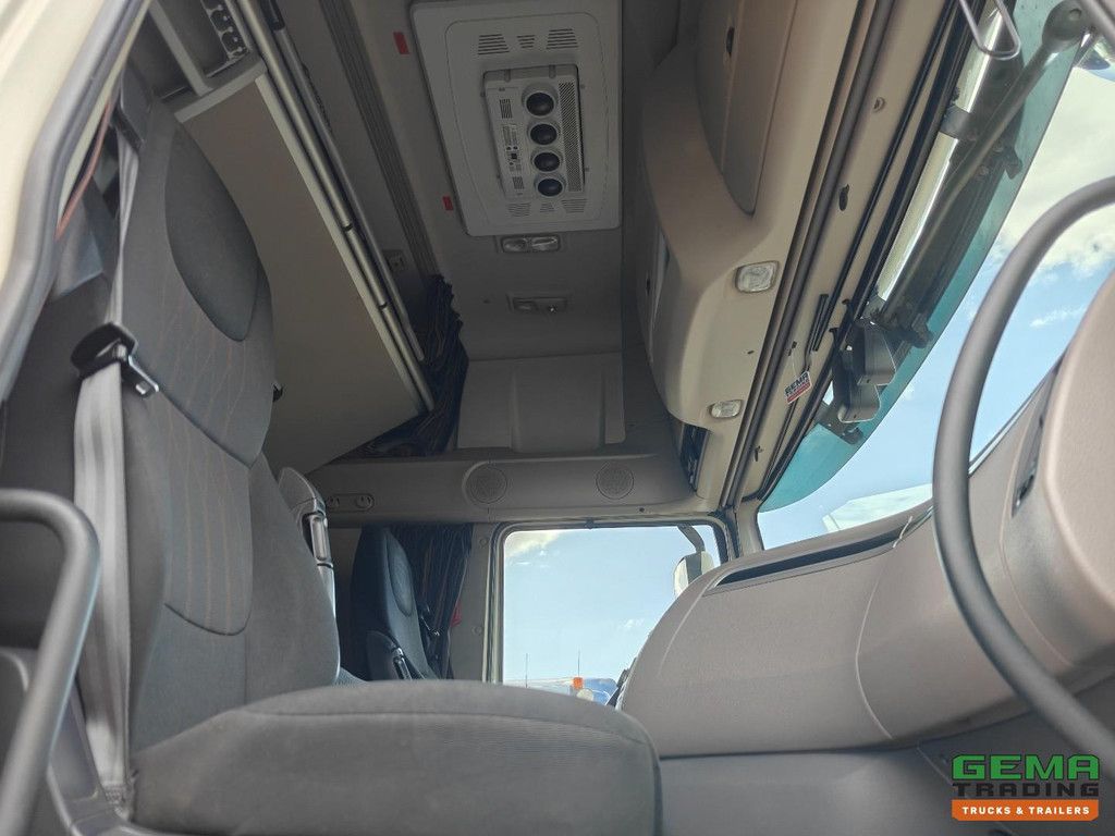 DAF XF 480 FT 4x2 SuperSpaceCab Euro6C - MX Engine Brake - StandAirco - Skirts - Brake Connection
