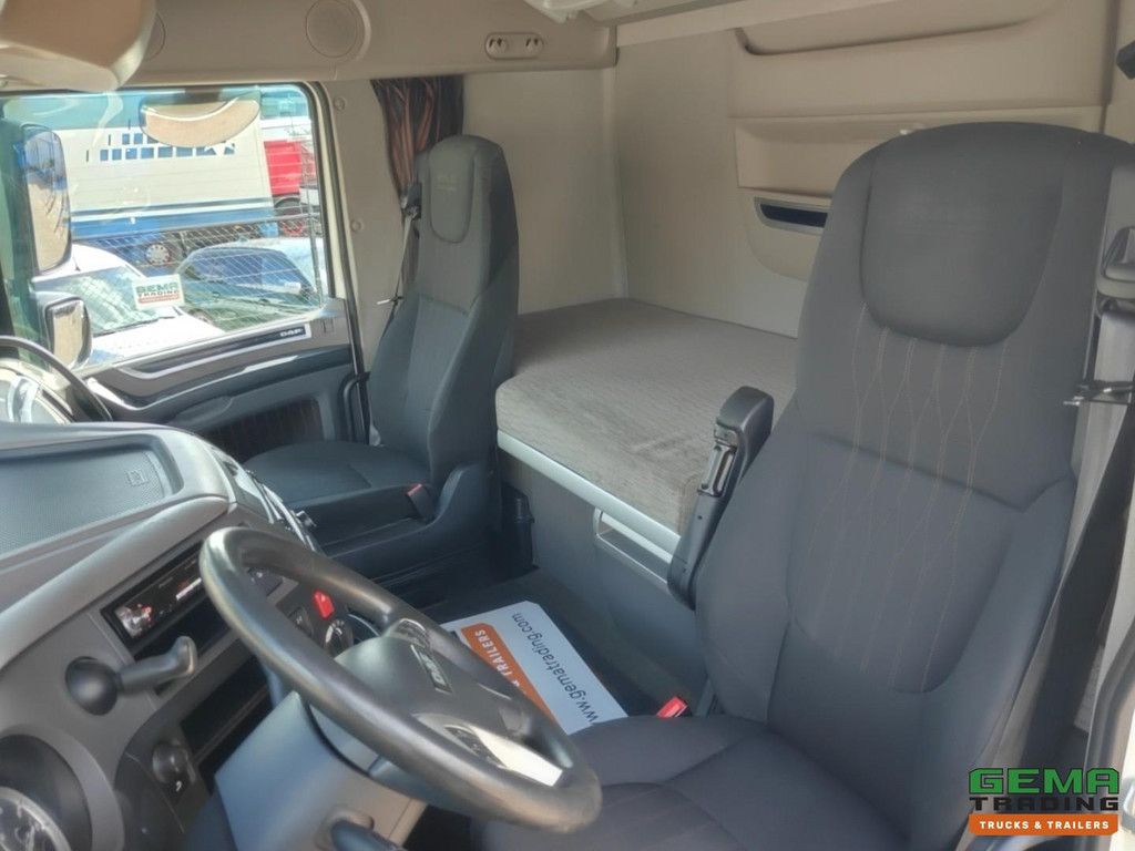 DAF XF 480 FT 4x2 SuperSpaceCab Euro6E - Retarder - Standalone air conditioning - SmartTacho V2