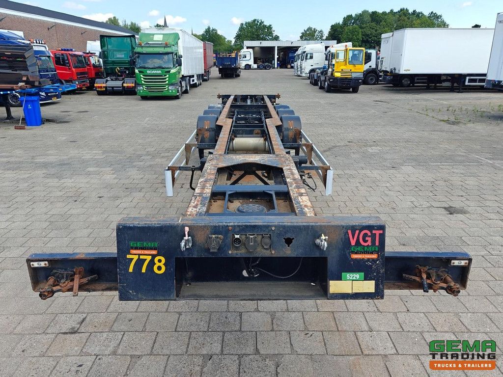 Renders RMOC 12 27CC 40/45FT - Rear Slider - 5140KG - Mercedes Axles Disc Brake
