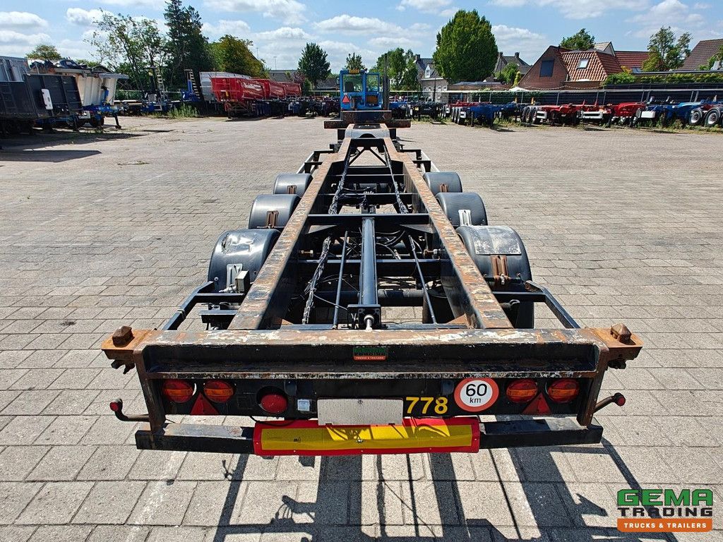 Renders RMOC 12 27CC 40/45FT - Rear Slider - 5140KG - Mercedes Axles Disc Brake