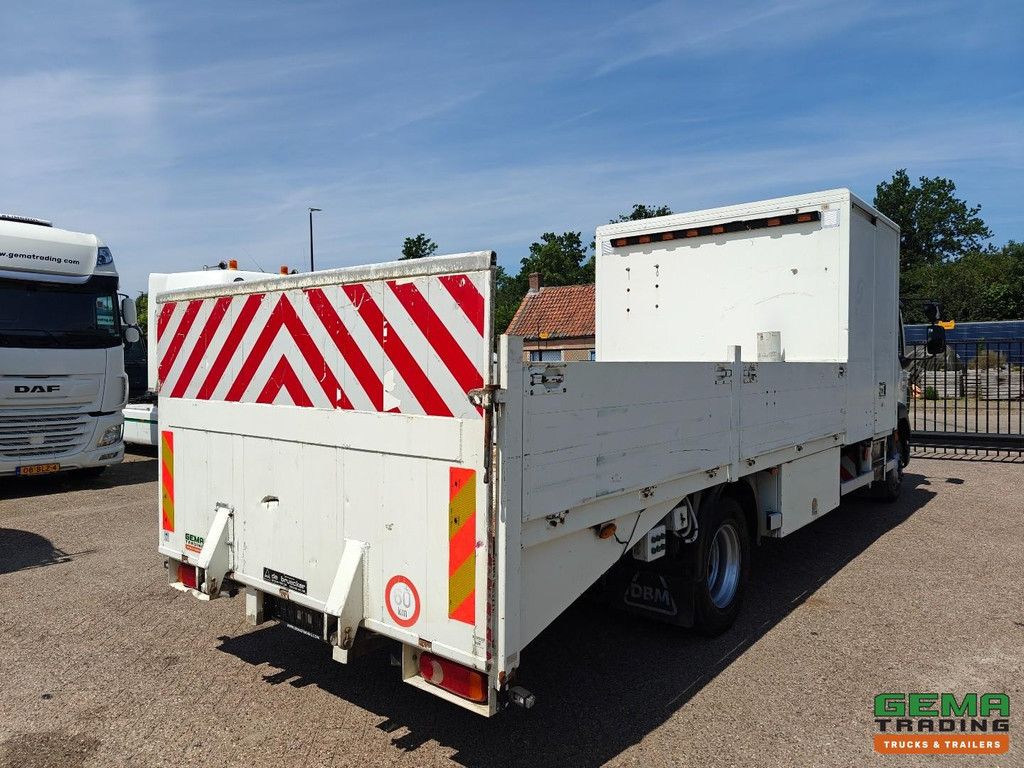 DAF LF 55.180 4x2 DayCab Euro4 - 14T - Hydraulic Loading Floor - Tool Pocket + CargoLock - Manual Transmission - 280,000 km