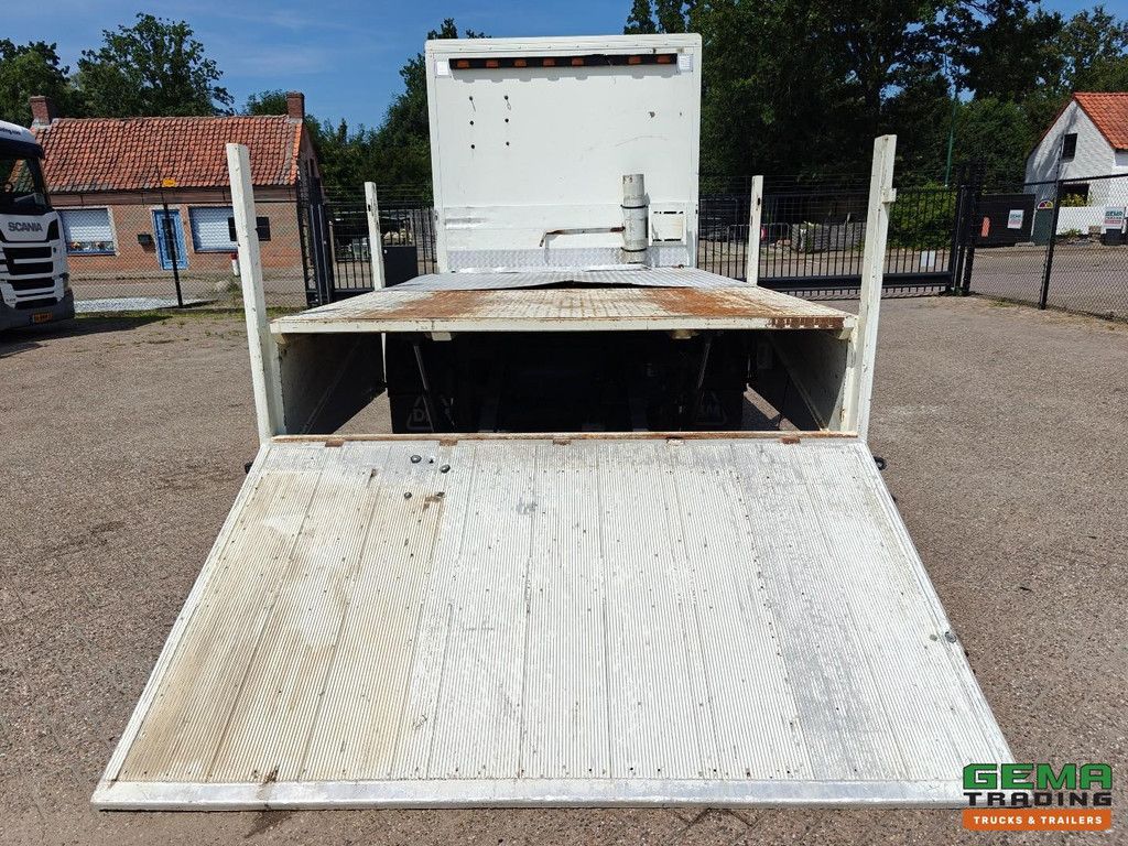 DAF LF 55.180 4x2 DayCab Euro4 - 14T - Hydraulic Loading Floor - Tool Pocket + CargoLock - Manual Transmission - 280,000 km
