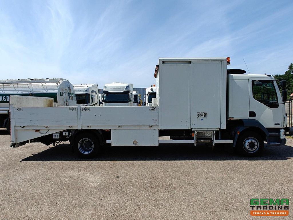 DAF LF 55.180 4x2 DayCab Euro4 - 14T - Hydraulic Loading Floor - Tool Pocket + CargoLock - Manual Transmission - 280,000 km