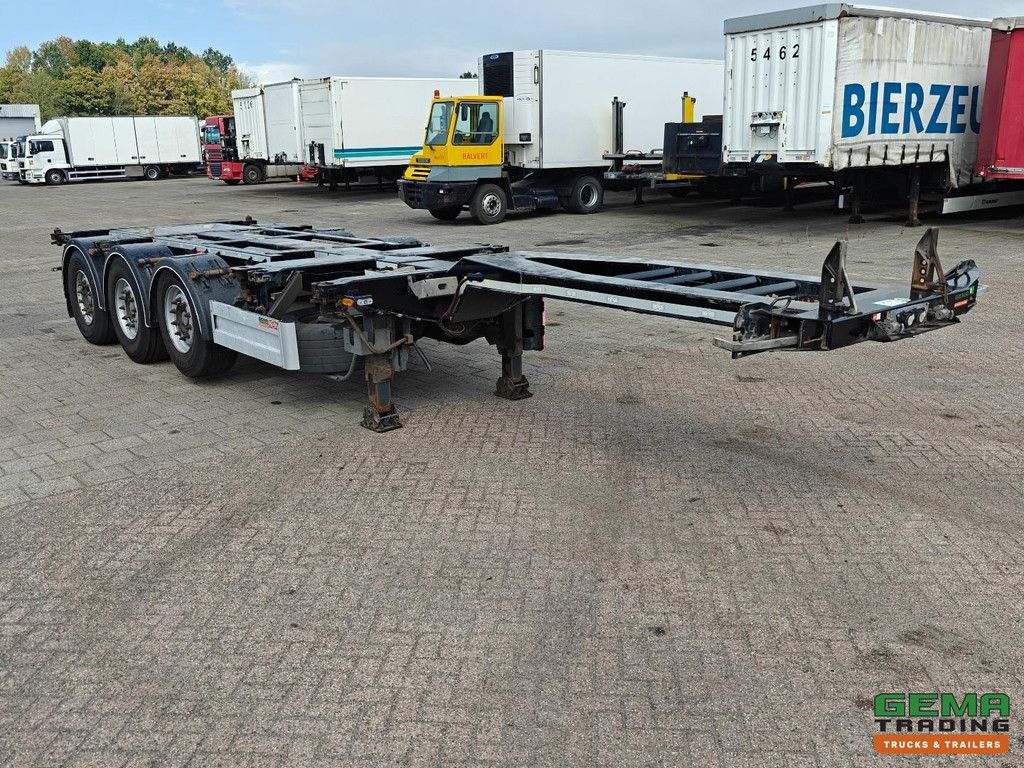 Pacton TXC343 MULTI - ADR - Edelstahl-Auffangwanne, 3-fach ausziehbar - Valx-Scheibenbremse - Liftachse - 5295 kg