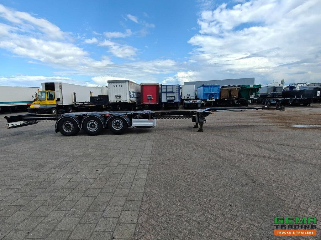 Pacton TXC343 MULTI - ADR - Edelstahl-Auffangwanne, 3-fach ausziehbar - Valx-Scheibenbremse - Liftachse - 5295 kg