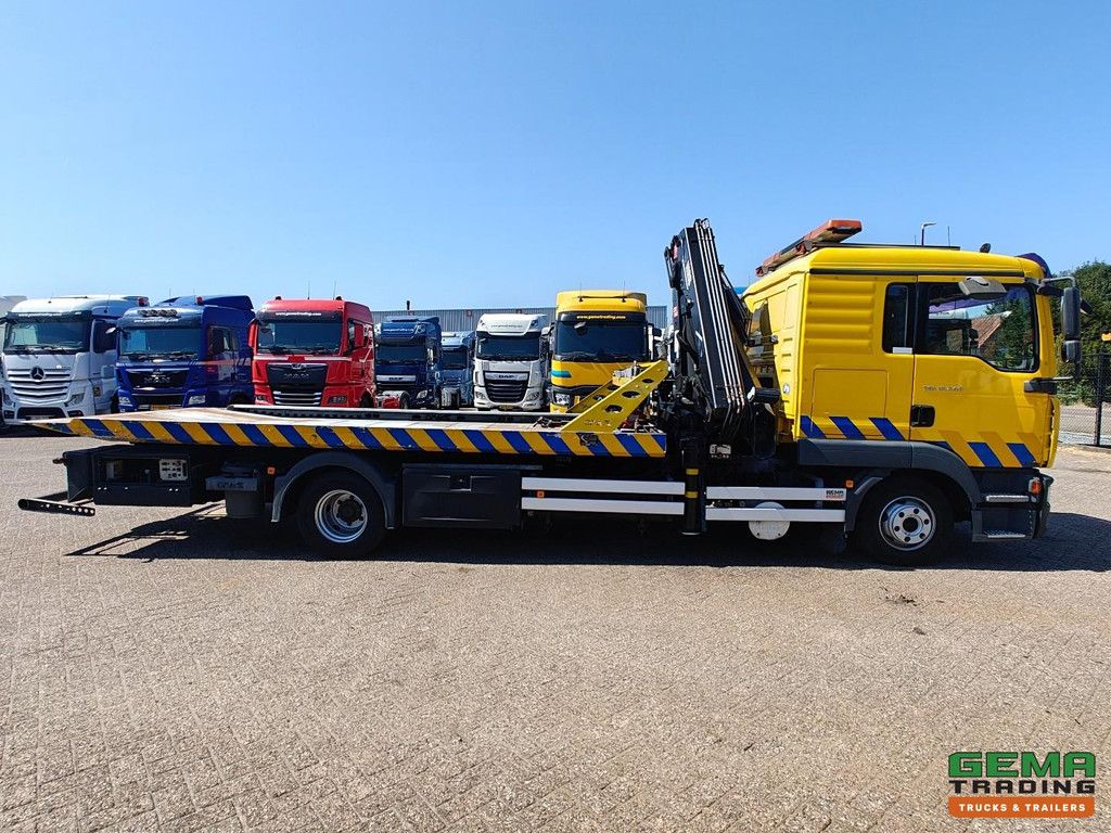 MAN TGL 12.240 4x2 Double Cab (6 pers) Euro 4 - Hiab122F3 + Omarz Platform + Omarz Brill 3000KG + Double Winch + Remote Control - Equalizer