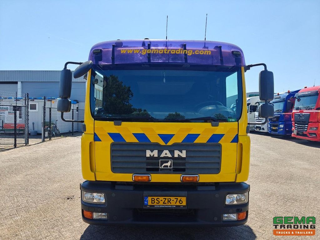 MAN TGL 12.240 4x2 Double Cab (6 pers) Euro 4 - Hiab122F3 + Omarz Platform + Omarz Brill 3000KG + Double Winch + Remote Control - Equalizer