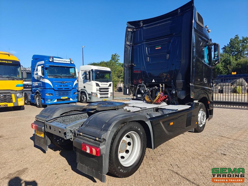 Mercedes-Benz Actros 1842 4x2 BigSpace Euro5 - 13L - Skirts - NL truck