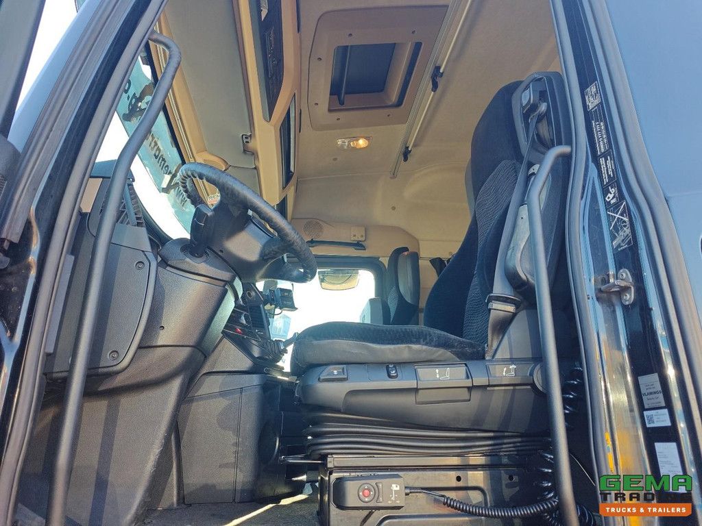 Mercedes-Benz Actros 1842 4x2 BigSpace Euro5 - 13L - Skirts - NL truck