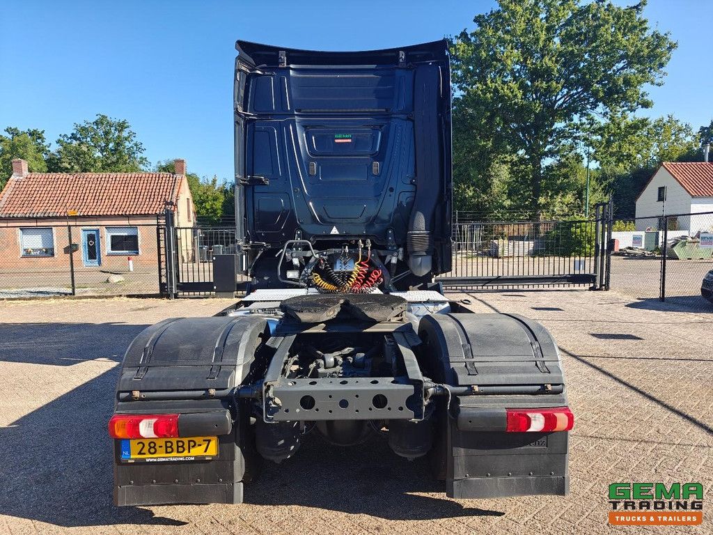 Mercedes-Benz Actros 1842 4x2 BigSpace Euro5 - 13L - Skirts - NL truck