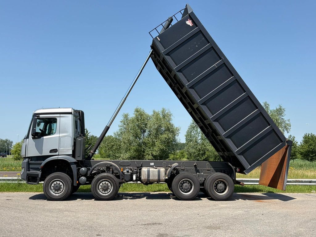 MercedesBenz Arocs 4848 8x8 tipper