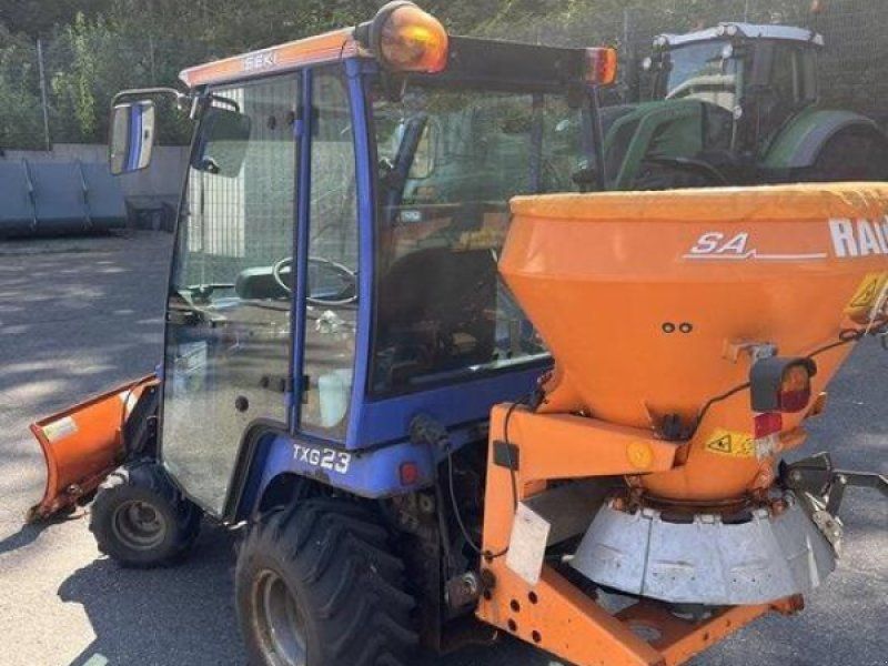 Iseki TXG 23  Winterdienst