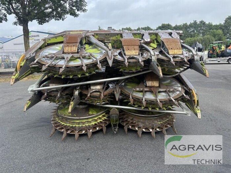 Claas ORBIS 900