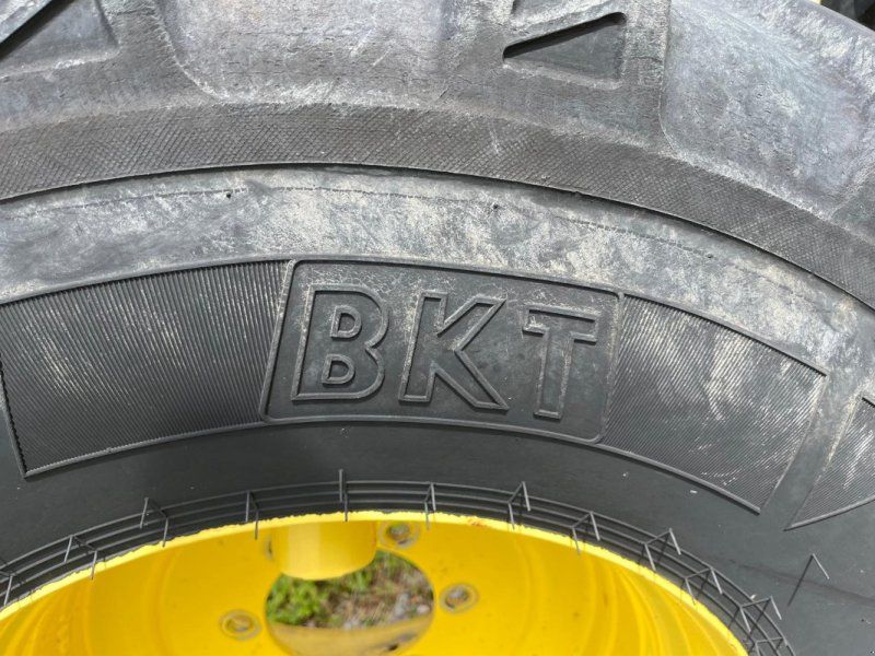 BKT 500/60 R22.5 Flotation Radial FL 630