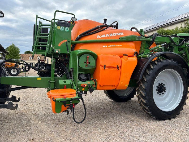 Amazone UX 4200