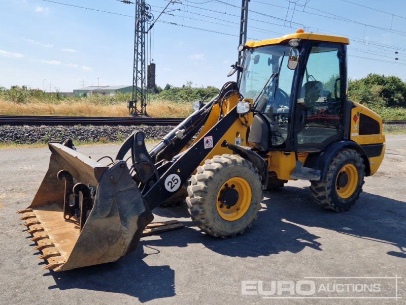 JCB 406
