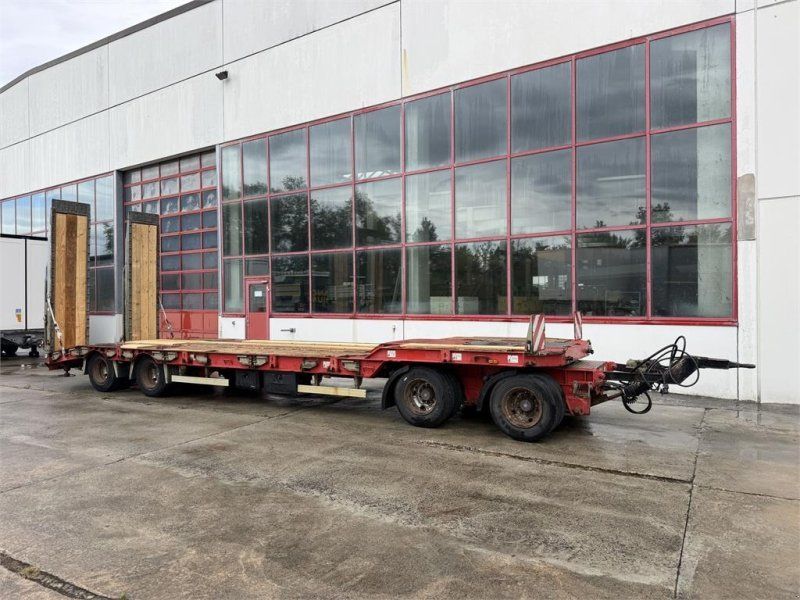 Humbaur T4 4 Achs Tieflader