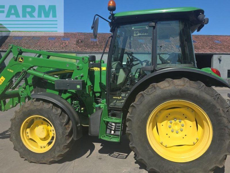 John Deere 5085M