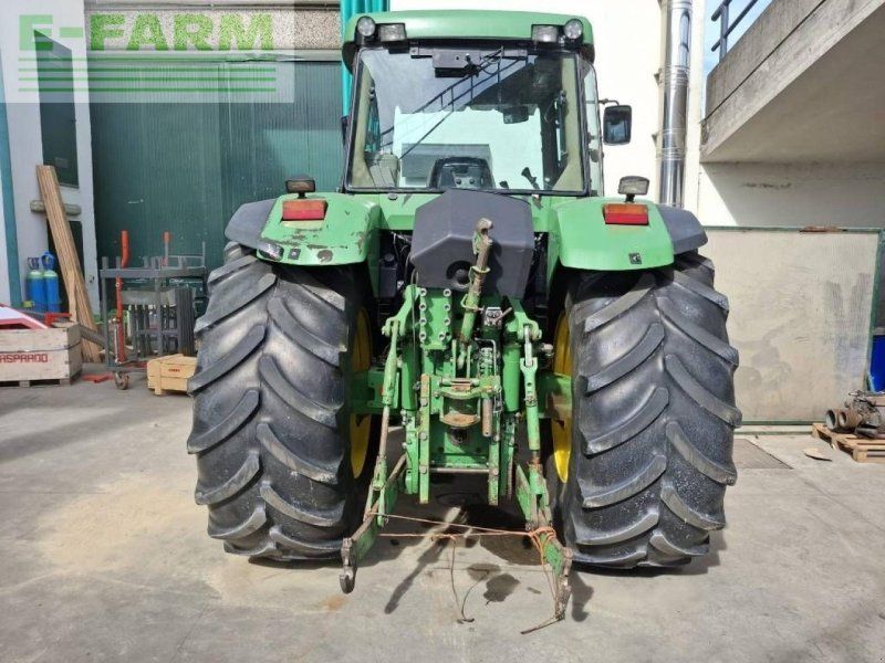 John Deere 7810
