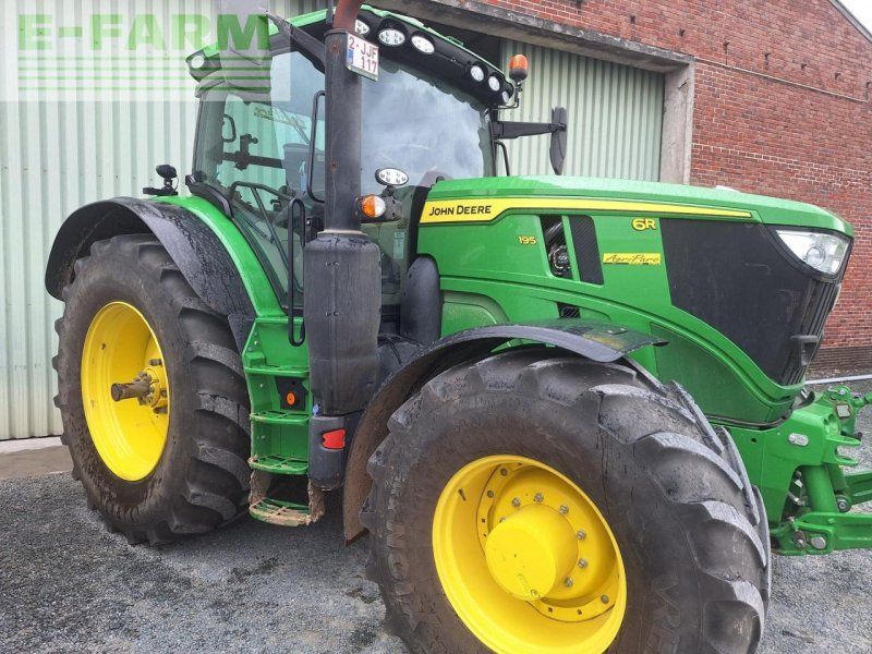 John Deere 6R 195