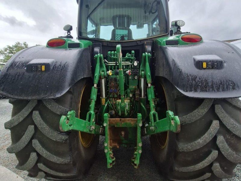 John Deere 6R 195