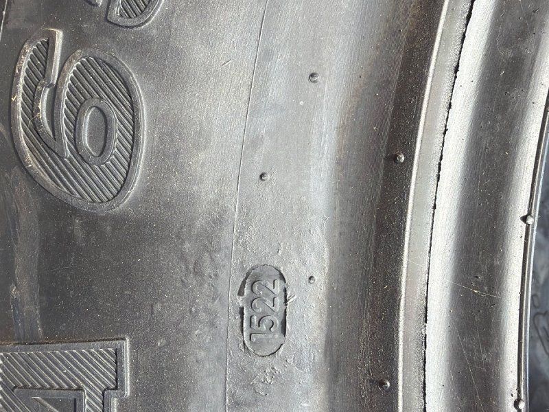 440/65 R28
