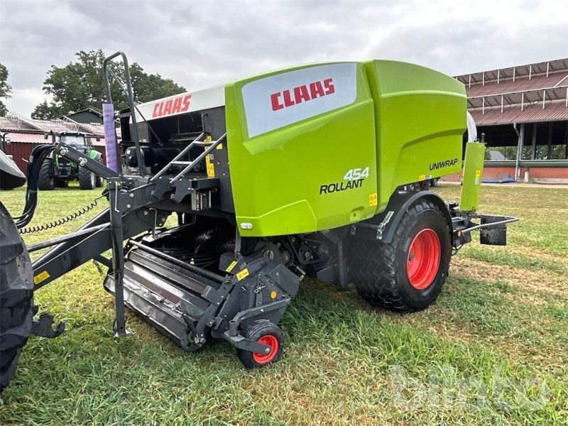 Claas ROLLANT 454 UNIWRAP