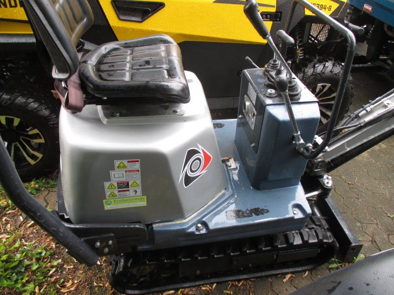 Jansen MB-2000 Diesel Yanmar Motor mit Schaufelpaket und hydr.Schwenksc