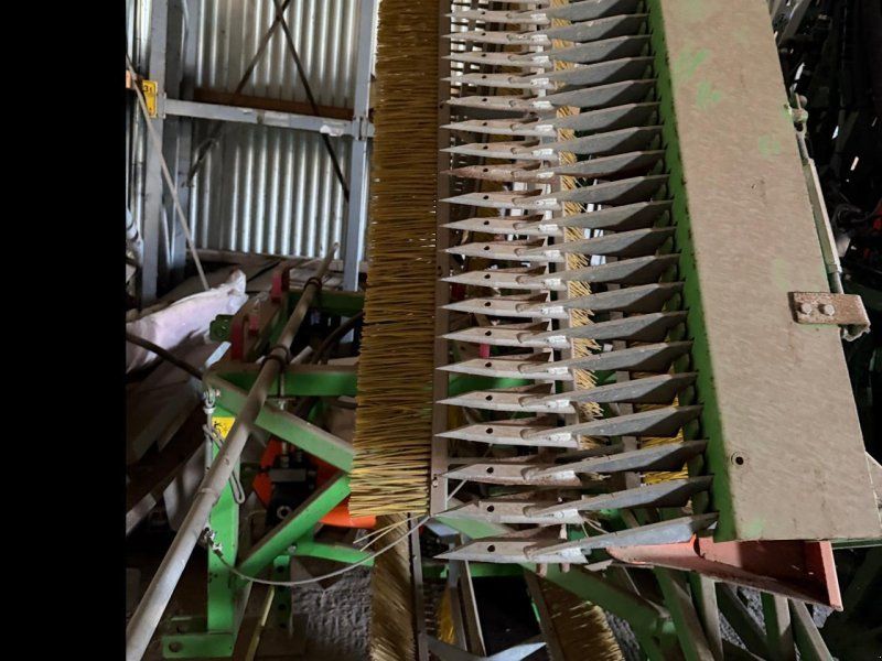 Lyckegard Combcut