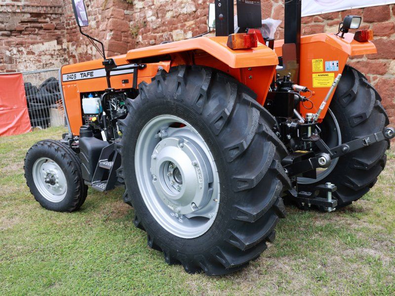 Tafe S 240
