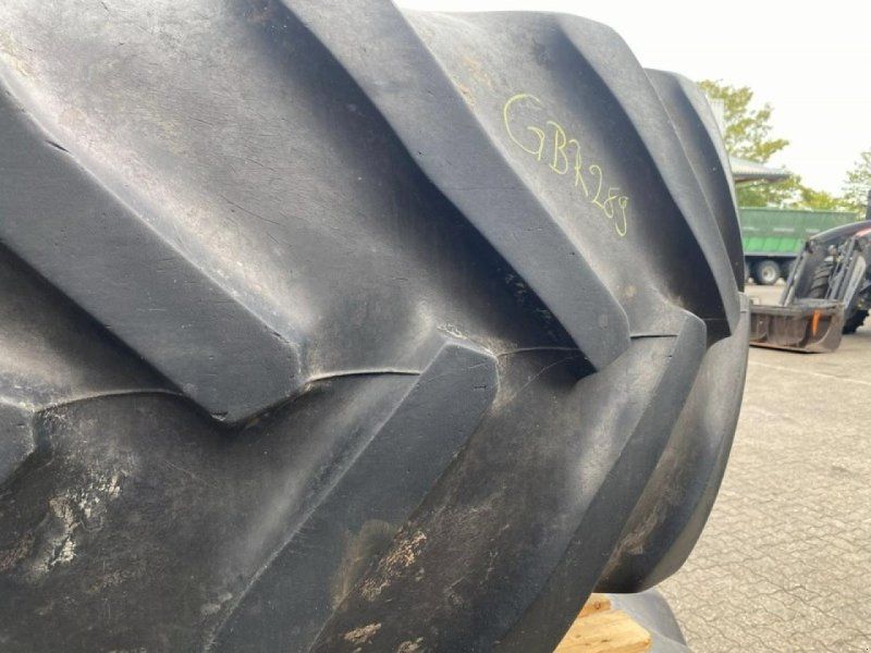 SATZ ZWILLINGSRÄDER 620/70R42