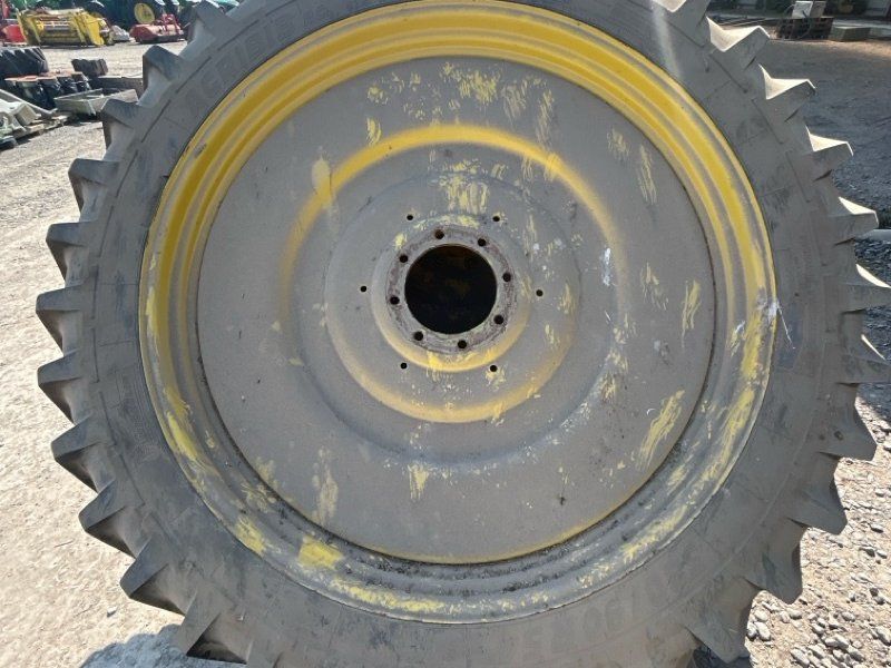 Michelin 320/90R54