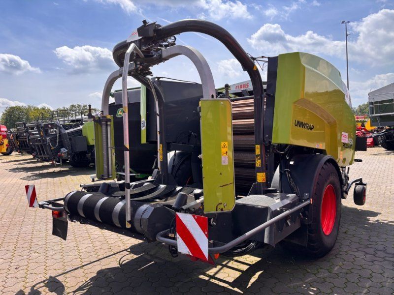 Claas Rollant 454 Uniwrap