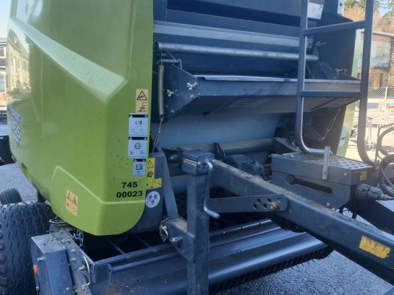 Claas Rollant 365