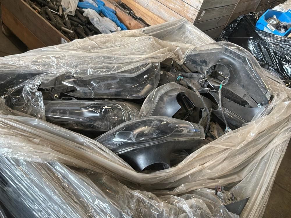 Super Soco Cux headlight covers, brake cables, controllers, chargers, relays, center stands, brake parts (9x)