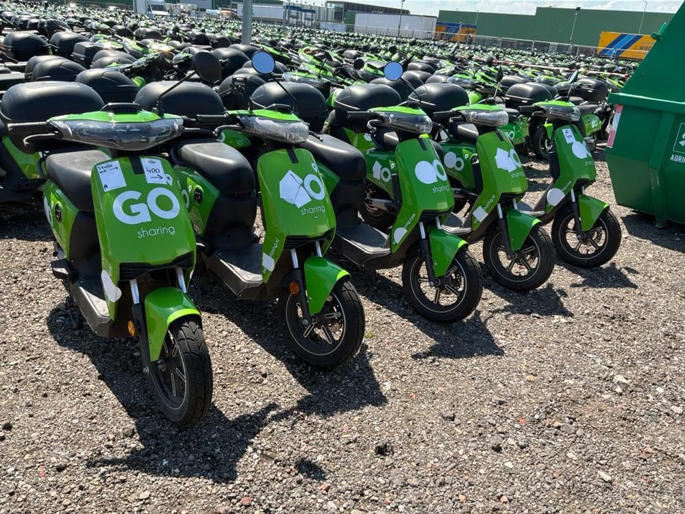 Super SOCO CUx electric fixer upper scooters (5x)