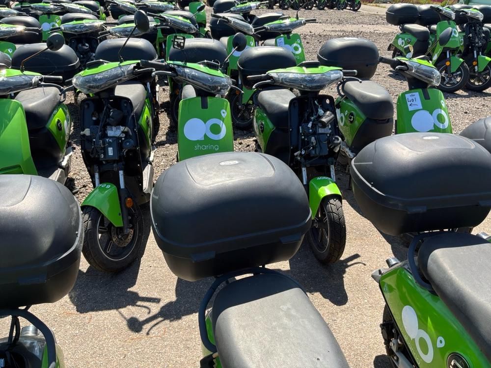 Super SOCO CUx electric fixer upper and salvage scooters (20x)