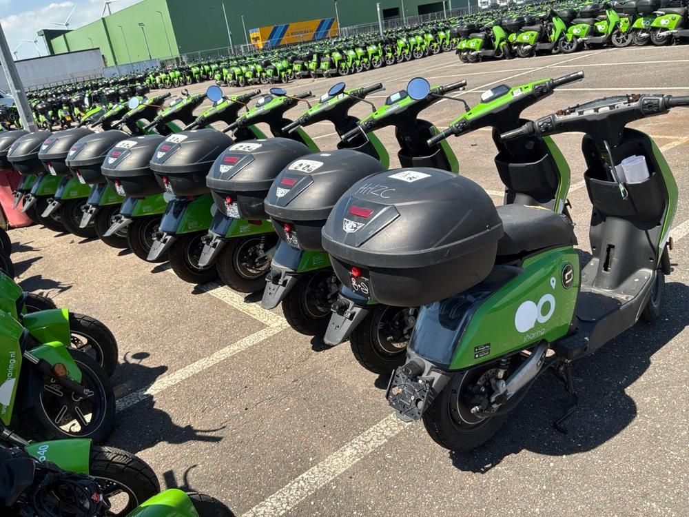 Super SOCO CUx electric fixer upper and salvage scooters (20x)
