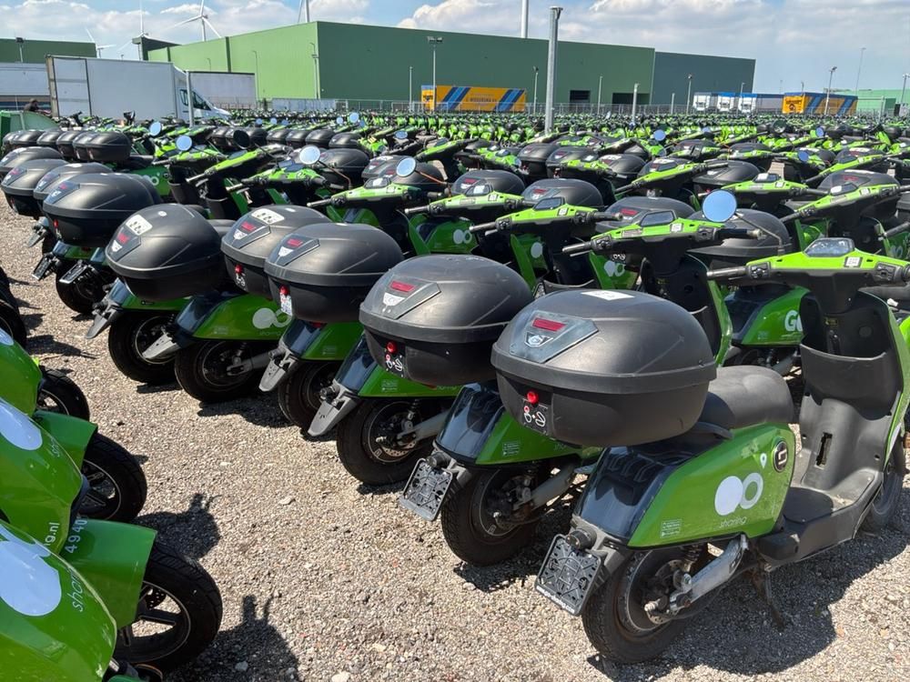 Super SOCO CUx electric fixer upper and salvage scooters (20x)