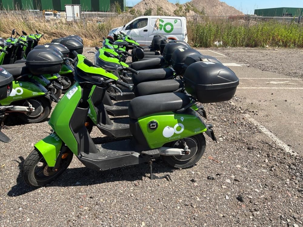 Super SOCO CUx electric fixer upper and salvage scooters (20x)