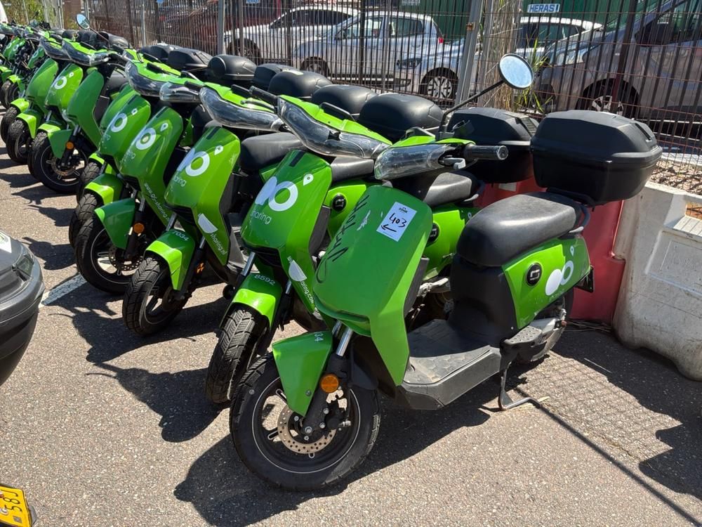 Super SOCO CUx electric fixer upper and salvage scooters (20x)