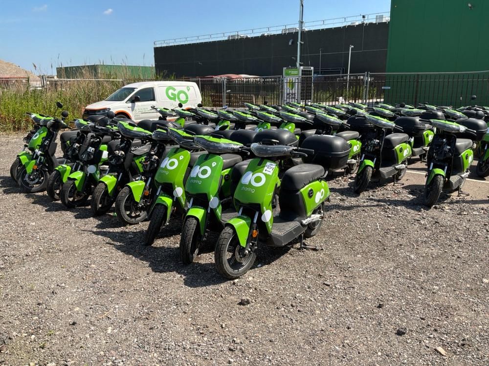 Super SOCO CUx electric fixer upper and salvage scooters (20x)