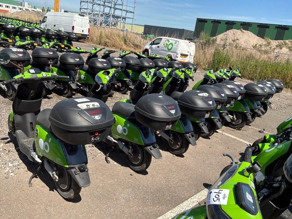 Super SOCO CUx electric fixer upper and salvage scooters (20x)