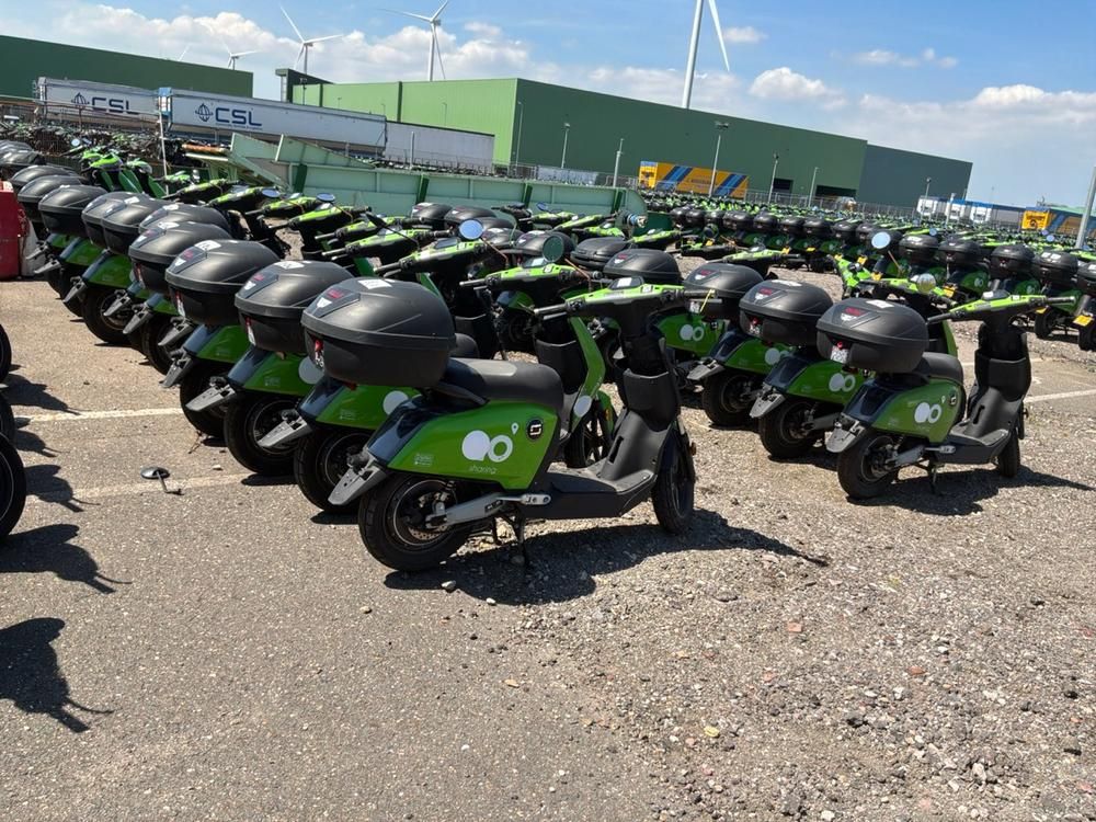 Super SOCO CUx electric fixer upper and salvage scooters (20x)