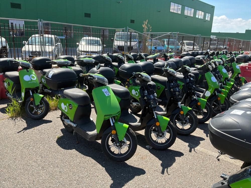 Super SOCO CUx electric fixer upper and salvage scooters (20x)