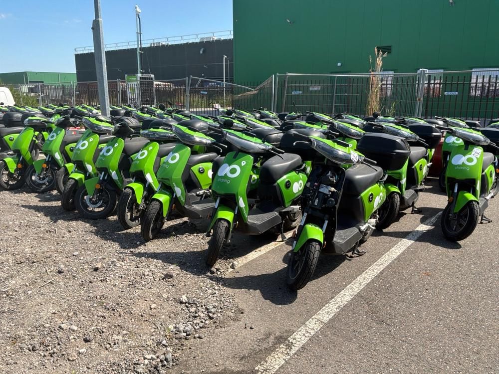 Super SOCO CUx electric fixer upper and salvage scooters (20x)