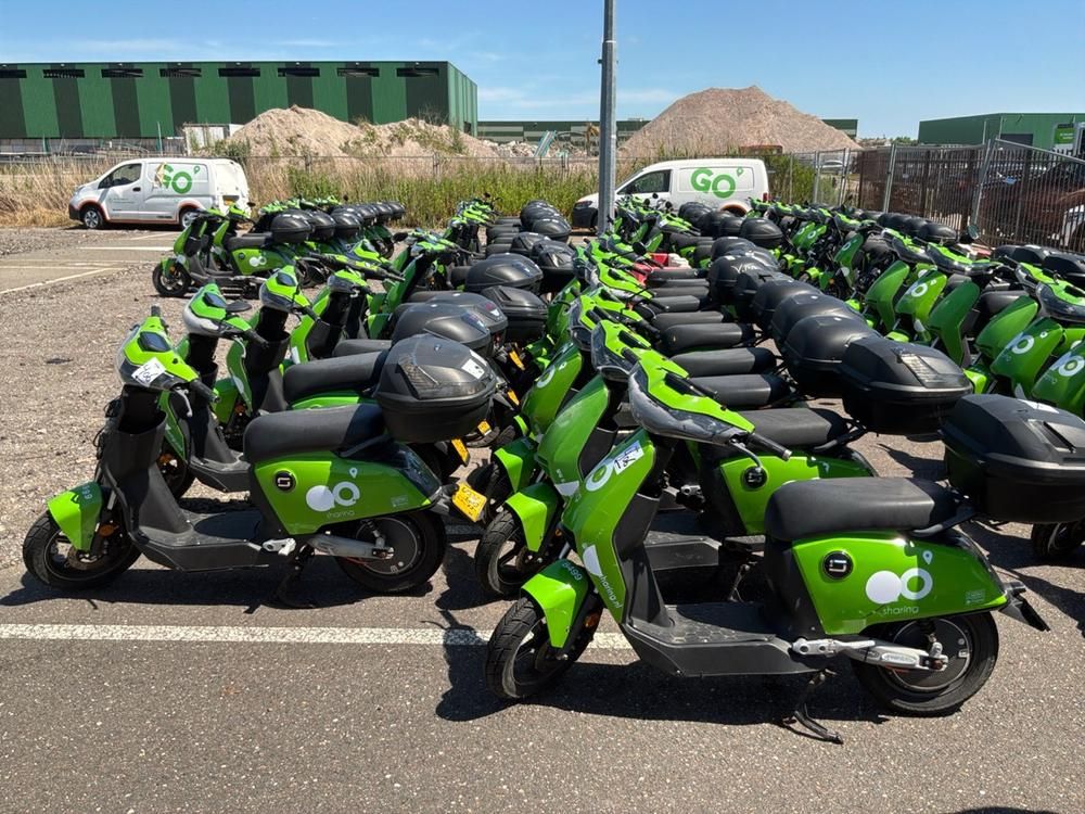 Super SOCO CUx electric fixer upper and salvage scooters (20x)