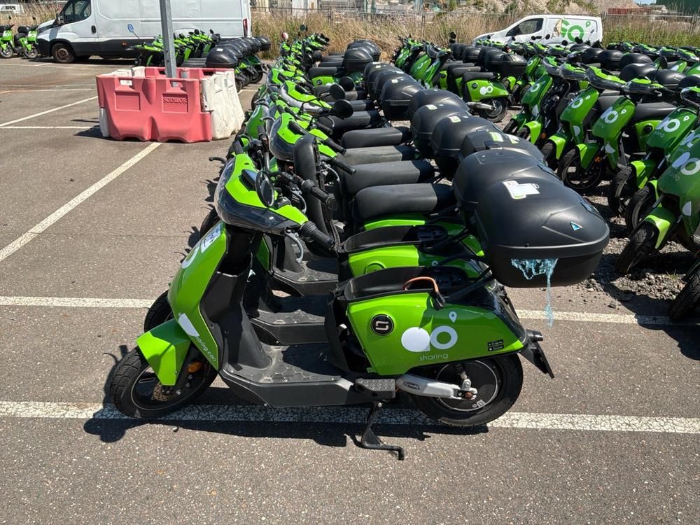Super SOCO CUx electric fixer upper and salvage scooters (20x)