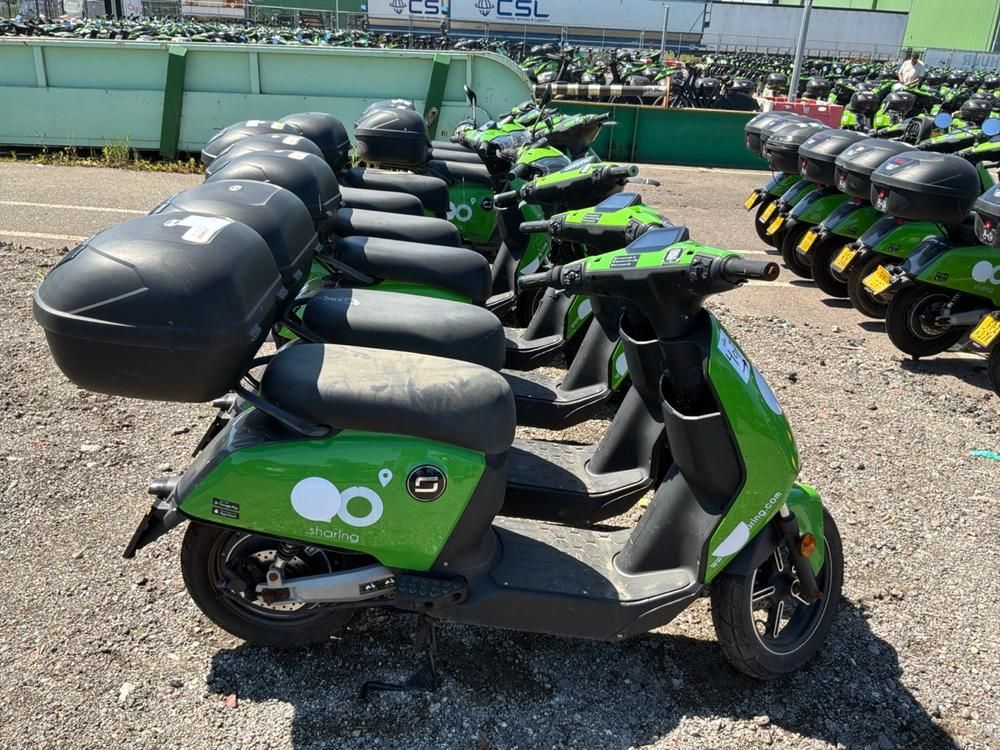 Super SOCO CUx electric fixer upper and salvage scooters (20x)